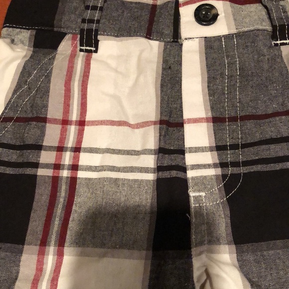 English Laundry size 24 months- button down shirt and plaid shorts - Picture 4 of 4
